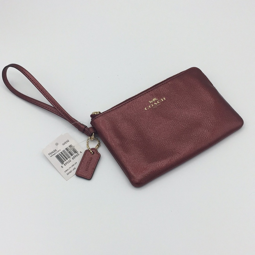 NWT COACH Metallic Cherry Pebbled Leather Wrislet